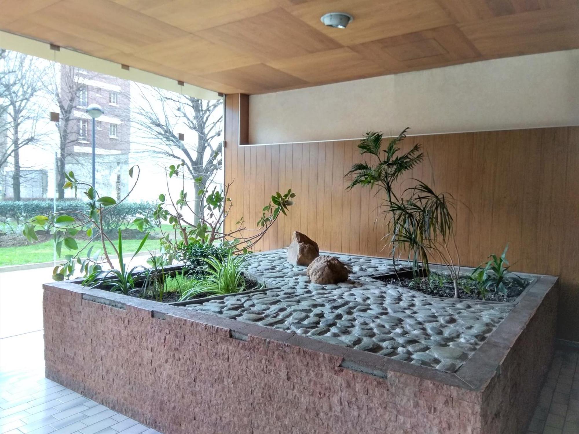 Budget Apart With Balcony And Great View Saint-Denis  Exterior photo